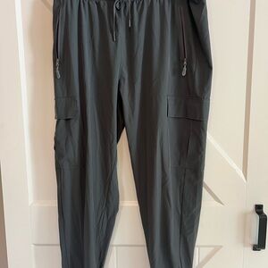 Women’s XXL cargo hiking joggers